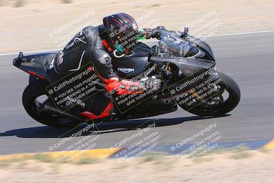 media/Oct-01-2023-SoCal Trackdays (Sun) [[4c570cc352]]/Turn 7 Inside (11am)/